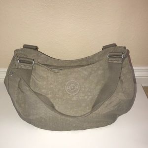 Kipling Medium Tote in Kaki